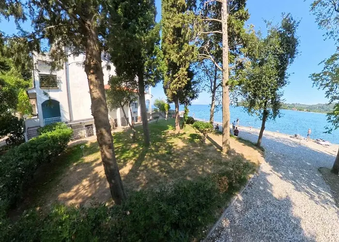 Apartma Plaza דירה בפורטורוז